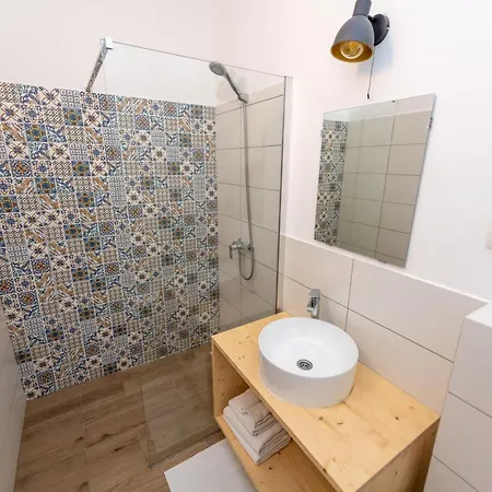 Casa Olea 3* باكوشتاني